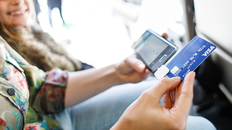 Pembayaran seluler Square di mobil pcidss